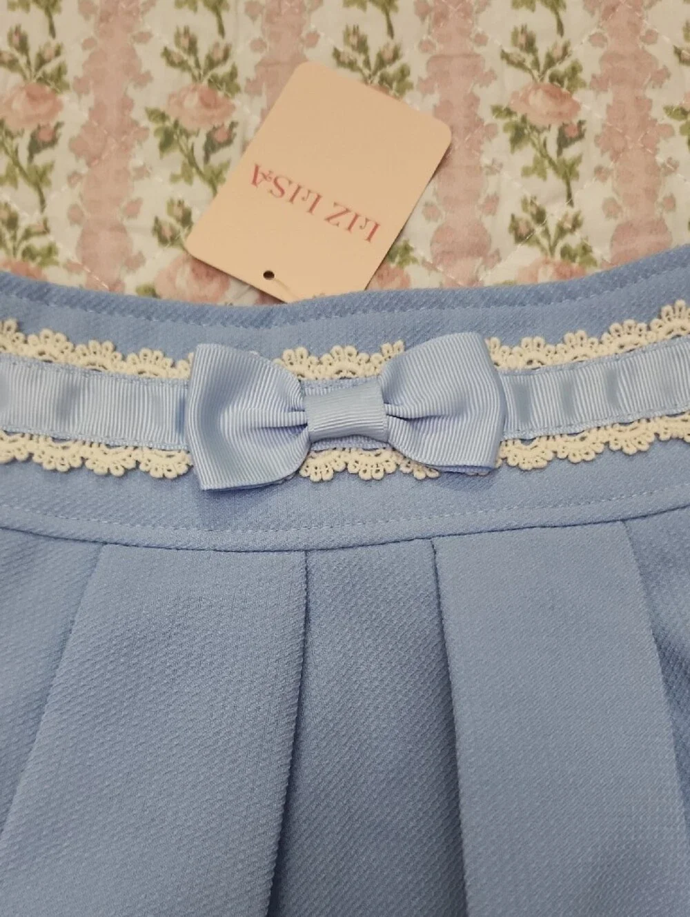 NWT LIZ LISA 🎀 Light Blue Floral Embroidered Lace Trim Bow Skater Skirt